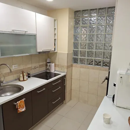 Appartment- Stan